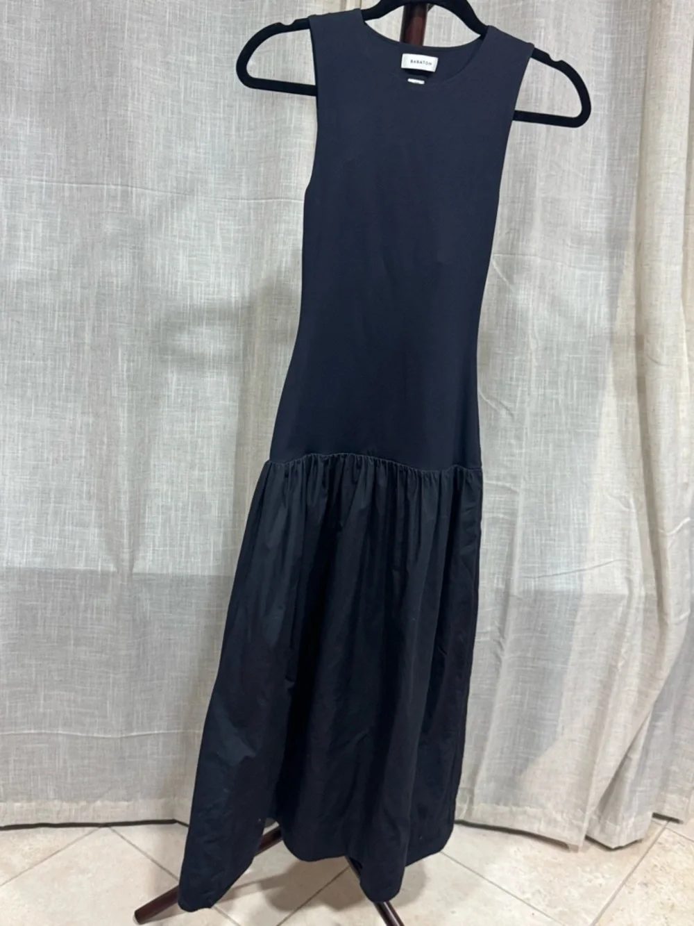 Aritzia Babaton Black contour drop waist ankle length dress xxs - Picture 3 of 5